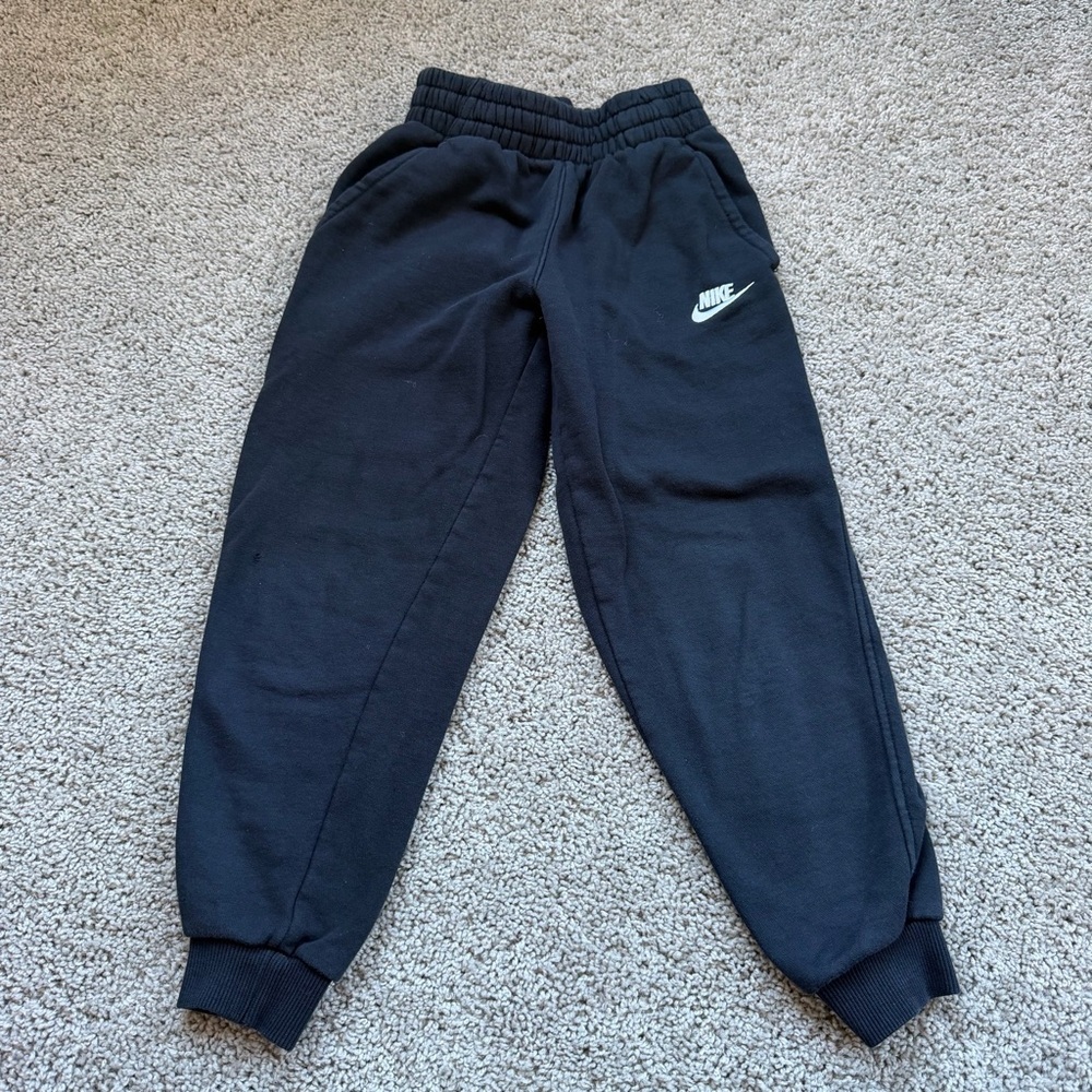 Nike Sportswear Club Fleece Big Kid Jogger Sweatpants Black Size Small